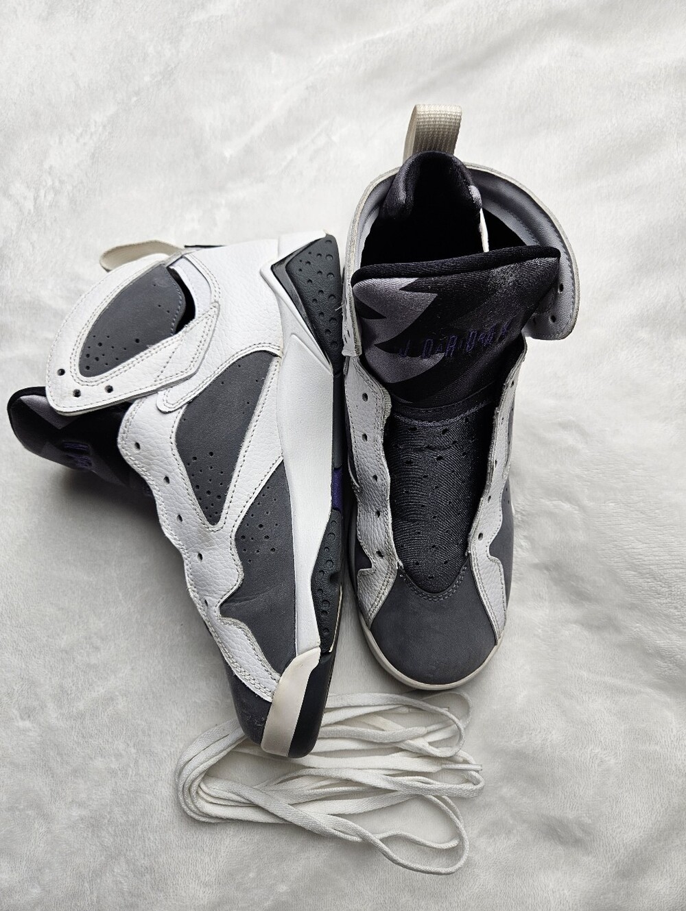Air Jordan 7 Retro Flint 2021 White Grey Varsity Purple Size 7